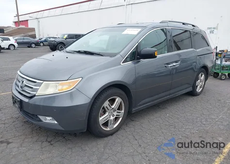 2011 Honda Odyssey Touring/Touring Elite from USA, damaged, VIN 5FNRL5H94BB001896